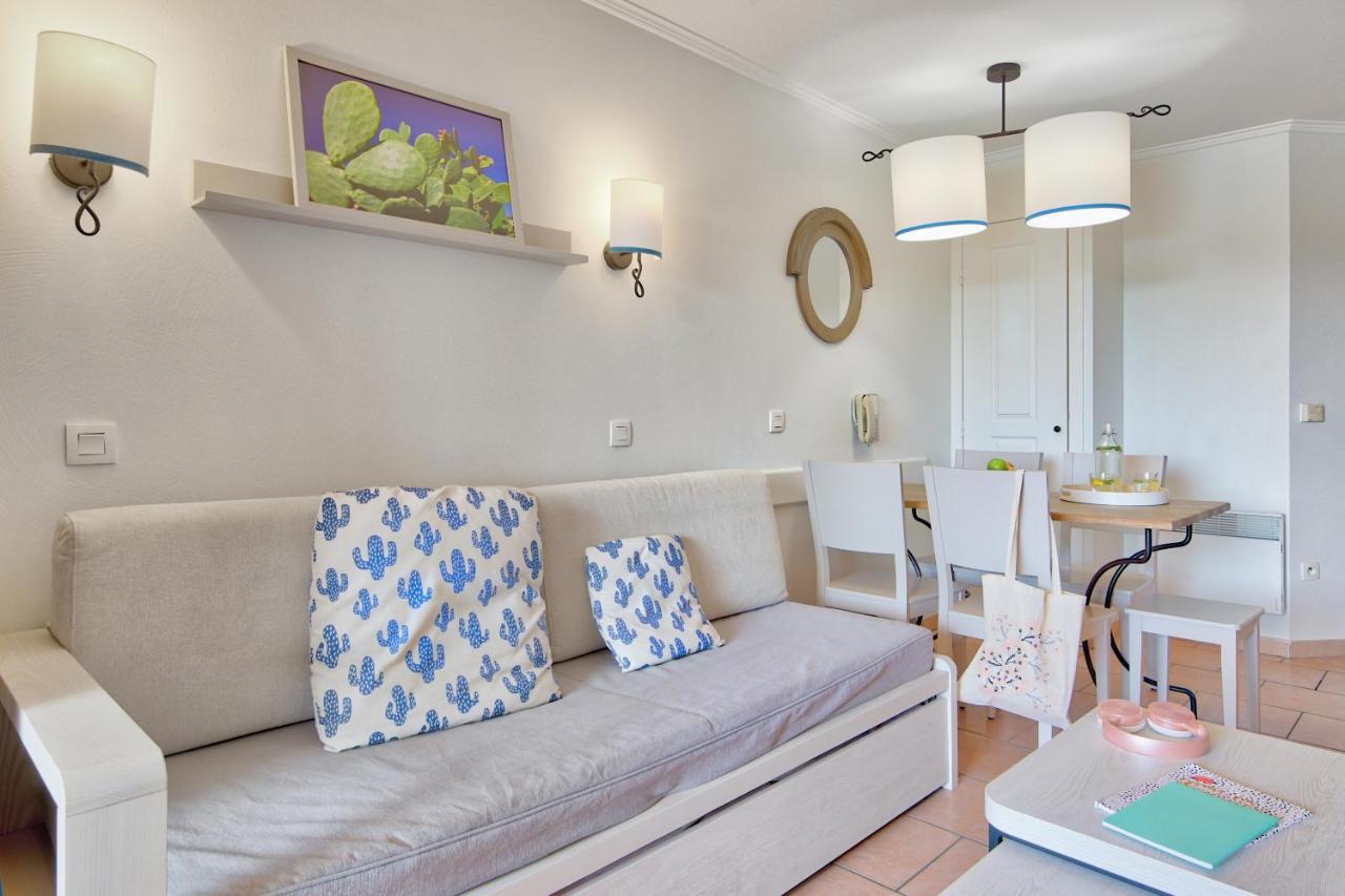 Residence Pierre & Vacances Premium Les Calanques Des Issambres Лес-Иссамбр Экстерьер фото